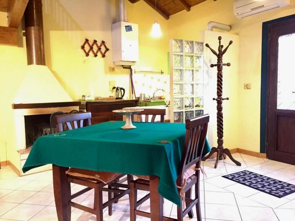 Casa Fiorita Bed & Breakfast Sant'Enea ภายนอก รูปภาพ
